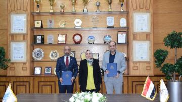 بروتوكول تعاون بين جامعة بنها وشركة إيلاف فى مجالات التدريب والترجمة بروتوكول تعاون بين جامعة بنها وشركة إيلاف فى مجالات التدريب والترجمة