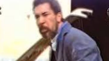 رحيل الفنان الجزائري خليل بوزحزح.. تفاصيل