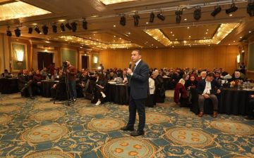 عزام: تكويد 16 ألف مستثمر ببورصة مصر منذ بداية 2026 ودراسة أدوات مالية مبتكرة عزام: تكويد 16 ألف مستثمر ببورصة مصر منذ بداية 2026 ودراسة أدوات مالية مبتكرة