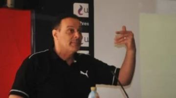 موعد ومكان عزاء الراحل والد عصام عبدالفتاح رئيس لجنة الحكام الأسبق