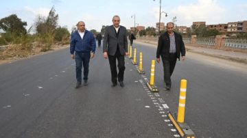 نقلة حضارية للمحلة.. كورنيش المدينة الأول يوشك على الانتهاء..صور