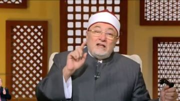 خالد الجندي: كاميرات المراقبة لا تصنع الضمير.. الله يراك أينما كنت فيديو خالد الجندي: كاميرات المراقبة لا تصنع الضمير.. الله يراك أينما كنت فيديو