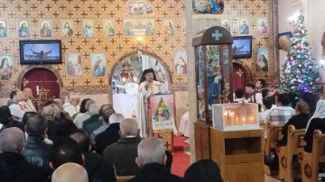 البطريرك الأنبا إبراهيم إسحق يترأس قداس الغطاس بكنيسة القديسة تريزا بسيدي بشر البطريرك الأنبا إبراهيم إسحق يترأس قداس الغطاس بكنيسة القديسة تريزا بسيدي بشر