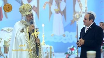 من كاتدرائية ميلاد المسيح.. الرئيس السيسي: وصيتي لكم وحدتنا من كاتدرائية ميلاد المسيح.. الرئيس السيسي: وصيتي لكم وحدتنا