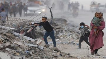 843 يوما حرب في غزة.. مماطلة إسرائيلية تعمق المأساة الإنسانية فيديو 843 يوما حرب في غزة.. مماطلة إسرائيلية تعمق المأساة الإنسانية فيديو