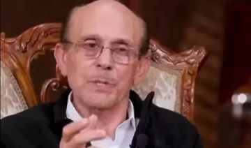 إصابة الفنان محمد صبحي بأزمة قلبية ونقله للمستشفى إصابة الفنان محمد صبحي بأزمة قلبية ونقله للمستشفى