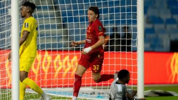 الدوري السعودي .. القادسية يسحق الحزم 5-1 ويقفز للمربع الذهبي