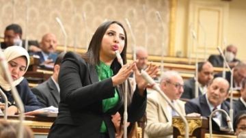 بصوت واثق وحضور لافت.. النائبة نشوى الشريف تخطف الأضواء تحت قبة البرلمان