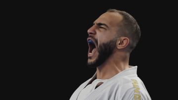 عبد الله ممدوح يتوج بذهبية الدوري العالمي للكاراتيه بتركيا