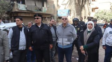 محافظ القليوبية يقود حملة مكبرة لإزالة برجين مخالفين بشبرا الخيمة ضمن الموجة 28 محافظ القليوبية يقود حملة مكبرة لإزالة برجين مخالفين بشبرا الخيمة ضمن الموجة 28