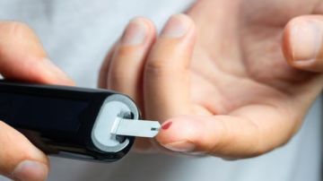 اختبار منزلي بسيط يكشف إصابتك بمرض الخرف مبكرا .. في اليد اختبار منزلي بسيط يكشف إصابتك بمرض الخرف مبكرا .. في اليد