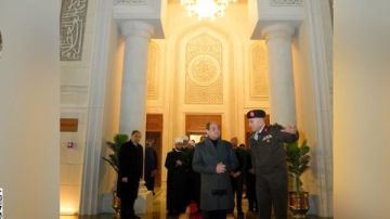 الرئيس السيسي يتفقد مسجد العزيز الحكيم بالمقطم.. فيديو