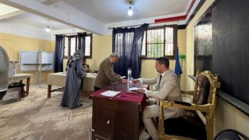 توافد الناخبين على لجان رشيد وإدفينا بانتخابات مجلس النواب بالبحيرة توافد الناخبين على لجان رشيد وإدفينا بانتخابات مجلس النواب بالبحيرة