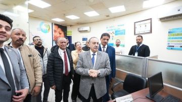 محافظ أسيوط يتفقد مركز خدمات مياه الشرب
