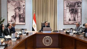 مدبولي يوجه بالاهتمام بالأنشطة والفعاليات والاحتفاليات التي تقام في العاصمة الجديدة مدبولي يوجه بالاهتمام بالأنشطة والفعاليات والاحتفاليات التي تقام في العاصمة الجديدة