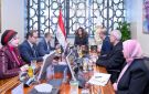 خطة استباقية.. وزيرة البيئة توجه بتطوير آليات رصد مصادر تلوث الهواء بالقاهرة الكبرى - eg