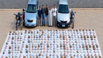 مخدرات بـ 208 ملايين جنيه.. مقـ.تل 5 عناصر إجرامية في تبادل إطلاق النار مع الشرطة مخدرات بـ 208 ملايين جنيه.. مقـ.تل 5 عناصر إجرامية في تبادل إطلاق النار مع الشرطة
