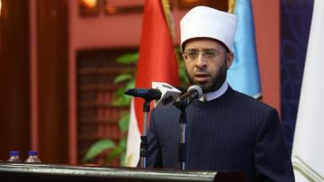 وزير الأوقاف يهنئ رئيس العلماء والمفتي العام الجديد للبوسنة والهرسك بانتخابه وزير الأوقاف يهنئ رئيس العلماء والمفتي العام الجديد للبوسنة والهرسك بانتخابه
