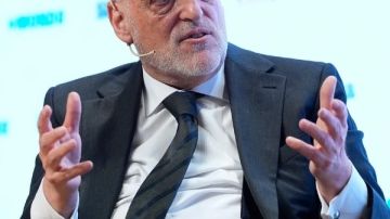 ريال مدريد يفتح النار على رئيس رابطة الليجا ويطالبه باستقالة فورية