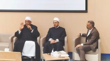 عباس شومان: التشريع الإسلامي يوازن بين مصالح الفرد والمجتمع ويرسخ قيم العدل والرحمة عباس شومان: التشريع الإسلامي يوازن بين مصالح الفرد والمجتمع ويرسخ قيم العدل والرحمة