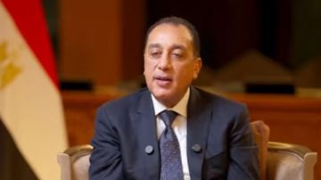 مدبولي لـ CNN الاقتصادية : نجحنا في القيد الأولي لـ25 شركة بالبورصة مدبولي لـ CNN الاقتصادية : نجحنا في القيد الأولي لـ25 شركة بالبورصة