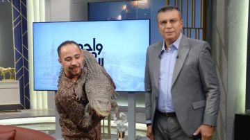 من التعابين للتماسيح.. إبراهيم كوبرا يحكي لعمرو الليثي عن أخطر لحظات حياته من التعابين للتماسيح.. إبراهيم كوبرا يحكي لعمرو الليثي عن أخطر لحظات حياته