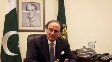 باكستان تحث على إصلاحات لمواجهة تحديات التجارة والمناخ باكستان تحث على إصلاحات لمواجهة تحديات التجارة والمناخ