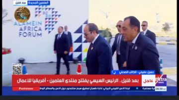 وصول الرئيس السيسي إلى مقر منتدى العلمين - أفريقيا للأعمال وصول الرئيس السيسي إلى مقر منتدى العلمين - أفريقيا للأعمال