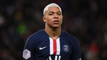 أمير هشام : مبابي أفضل لاعب في أوروبا بحصد جائزة أونز دور أمير هشام : مبابي أفضل لاعب في أوروبا بحصد جائزة أونز دور