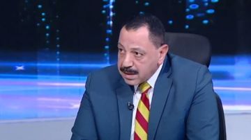 خبير في العلاقات الدولية: التطرف الديني قد يدفع بعض الشباب إلى الإلحاد خبير في العلاقات الدولية: التطرف الديني قد يدفع بعض الشباب إلى الإلحاد
