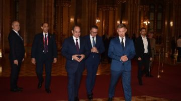 الرئيس السيسي يغادر بودابست عقب اختتام زيارته الرسمية للمجر الرئيس السيسي يغادر بودابست عقب اختتام زيارته الرسمية للمجر