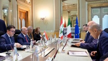 مباحثات عسكرية بين العراق وإيطاليا.. وفؤاد حسين: لا نسعى للحرب وندعم مسارات السلام مباحثات عسكرية بين العراق وإيطاليا.. وفؤاد حسين: لا نسعى للحرب وندعم مسارات السلام