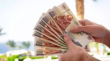 بتحوشي فلوسك في البيت؟.. 5 أخطاء ممكن تضيع قيمتها .. أفضل طريقة لحفظ النقود بالمنزل بتحوشي فلوسك في البيت؟.. 5 أخطاء ممكن تضيع قيمتها .. أفضل طريقة لحفظ النقود بالمنزل