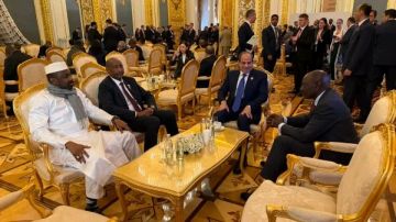 الرئيس السيسي يلتقي البرهان ورئيسي كينيا ومالي بموسكو الرئيس السيسي يلتقي البرهان ورئيسي كينيا ومالي بموسكو