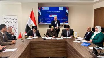 المصرية لنقل الكهرباء و إكس دي إجيماك توقعان عقدا لتعزيز الشبكة القومية ودعم أمن الطاقة المصرية لنقل الكهرباء و إكس دي إجيماك توقعان عقدا لتعزيز الشبكة القومية ودعم أمن الطاقة