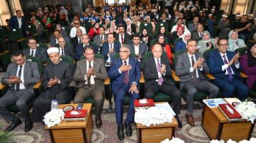 محافظو الدقهلية والغربية وبني سويف يوقعون بروتوكولا تعاونيا لتبادل الخبرات محافظو الدقهلية والغربية وبني سويف يوقعون بروتوكولا تعاونيا لتبادل الخبرات