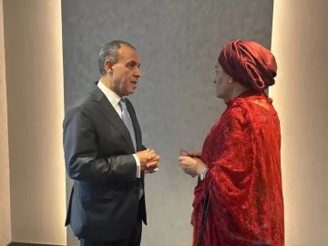 وزير الخارجية يلتقي نائبة سكرتير عام الأمم المتحدة وزير الخارجية يلتقي نائبة سكرتير عام الأمم المتحدة