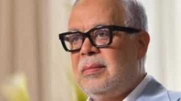 بدعم من مهرجان الجونة.. أشرف زكي: 3 أفلام قصيرة بمشاركة ريهام عبدالغفور ومحمد فراج وياسمينا العبد بدعم من مهرجان الجونة.. أشرف زكي: 3 أفلام قصيرة بمشاركة ريهام عبدالغفور ومحمد فراج وياسمينا العبد