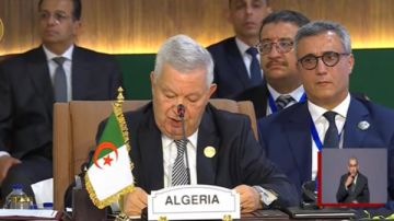 ممثل الجزائر أمام قمة نيباد: أفريقيا لا يمكن أن تبني مستقبلها إلا بالاعتماد على قدراتها الذاتية ممثل الجزائر أمام قمة نيباد: أفريقيا لا يمكن أن تبني مستقبلها إلا بالاعتماد على قدراتها الذاتية