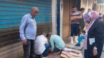 أغلاق 4 محلات وإنذار 12 لتوفيق أوضاعهم خلال حملة إشغالات في حي شرق أسيوط صور أغلاق 4 محلات وإنذار 12 لتوفيق أوضاعهم خلال حملة إشغالات في حي شرق أسيوط صور