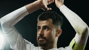 لازم ينضم للمنتخب.. دويدار يشيد بالونش: لعيب راجل بمعنى الكلمة لازم ينضم للمنتخب.. دويدار يشيد بالونش: لعيب راجل بمعنى الكلمة