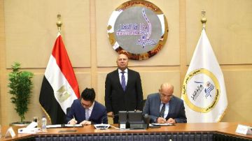 وزير النقل يشهد توقيع مذكرة تفاهم لإنشاء محطة الإسكندرية للصب الجاف بميناء المكس