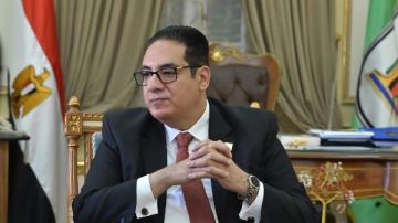 رئيس جامعة القاهرة عضوا بمجلس إدارة الهيئة العامة للرقابة المالية