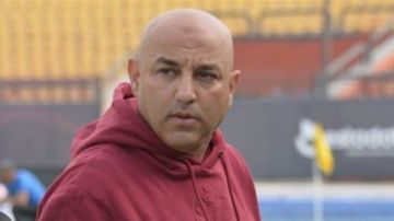 مدرب بترول أسيوط: فرقتي بتروح وتيجي في 10 ساعات طبيعي الفوز يتأخر.. وهنرجع نلعب في ملعبنا الشهر الجاي مدرب بترول أسيوط: فرقتي بتروح وتيجي في 10 ساعات طبيعي الفوز يتأخر.. وهنرجع نلعب في ملعبنا الشهر الجاي