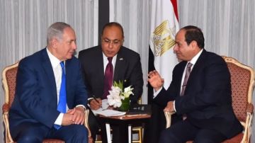 صحفي إسرائيلي: على نتنياهو أن يتعلم من الرئيس السيسي في إدارة الدولة صحفي إسرائيلي: على نتنياهو أن يتعلم من الرئيس السيسي في إدارة الدولة