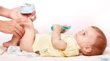 كيف تختار الأم كريم الحفاضات؟.. نصائح من استشارية طب الأطفال كيف تختار الأم كريم الحفاضات؟.. نصائح من استشارية طب الأطفال