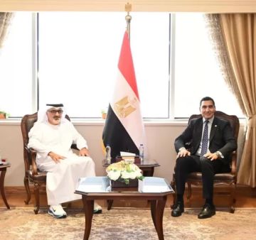وزير الشباب والرياضة يستقبل وفد مجلس أبوظبي الرياضي ويبحث استضافة مصر للنسخة الـ11 من سباق زايد الخيري وزير الشباب والرياضة يستقبل وفد مجلس أبوظبي الرياضي ويبحث استضافة مصر للنسخة الـ11 من سباق زايد الخيري
