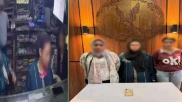 كواليس سرقة هاتف محمول من داخل مكتبة بالزقازيق كواليس سرقة هاتف محمول من داخل مكتبة بالزقازيق
