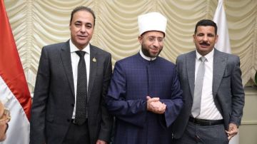 وزير الأوقاف يستقبل أعضاء البرلمان دعما للعمل المشترك على خدمة كل أبناء الوطن وزير الأوقاف يستقبل أعضاء البرلمان دعما للعمل المشترك على خدمة كل أبناء الوطن