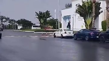 برق ورعد وأمطار بشرم الشيخ.. محافظ جنوب سيناء يرفع درجة الاستعداد برق ورعد وأمطار بشرم الشيخ.. محافظ جنوب سيناء يرفع درجة الاستعداد